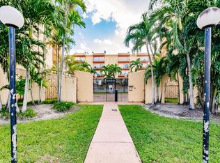 1900 W 54th St APT 102, Hialeah, FL 33012