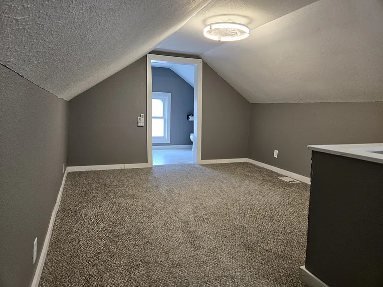 5622 Wayne Ave — Photo 13