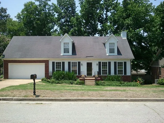 6179 Cherokee Dr