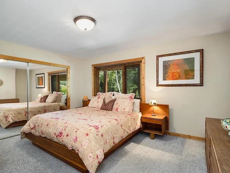 233 Home Pl — Photo 28