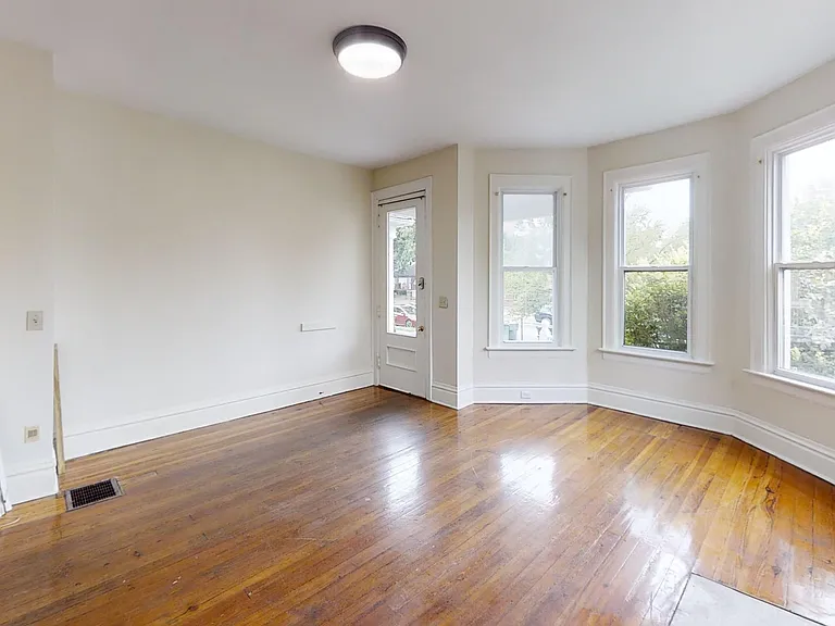 149 W 10th Ave #149 — Photo 14