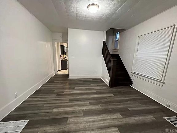 2nd image of 407 Fountain Ave