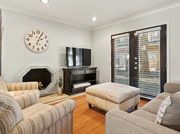7734 Meadow Rd APT 121, Dallas, TX 75230