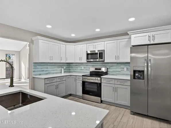 5362 GALEWIND Lane, Jacksonville, FL 32211