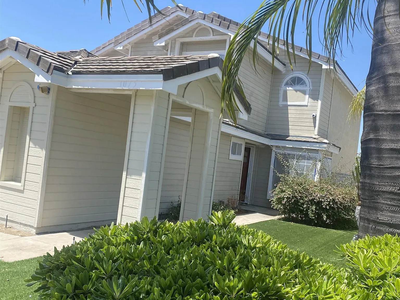 3 bed, 3.0 bath, 1753 sqft, $4,550 — Photo 3