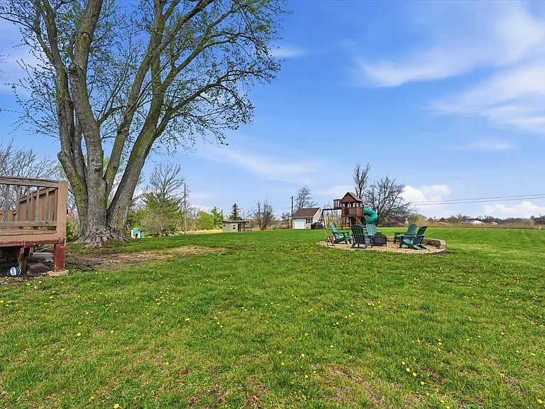 12200 Hollingsworth Rd — Photo 33