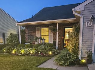 10 Fairfax Dr, Mount Laurel, NJ 08054