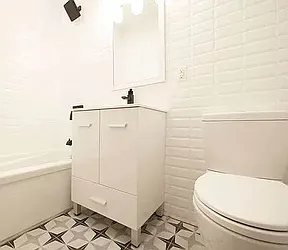 Rented by Tapiro Realty