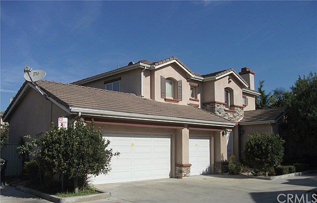 2nd image of 12419 Magnolia St