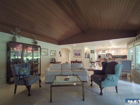 4th image of 106 Greenway Dr