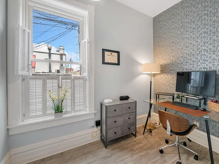 1542 N Campbell Ave #1 — Photo 11