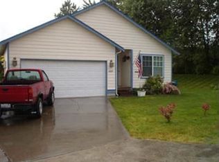 1227 Juniper Pl, Mount Vernon, WA 98273