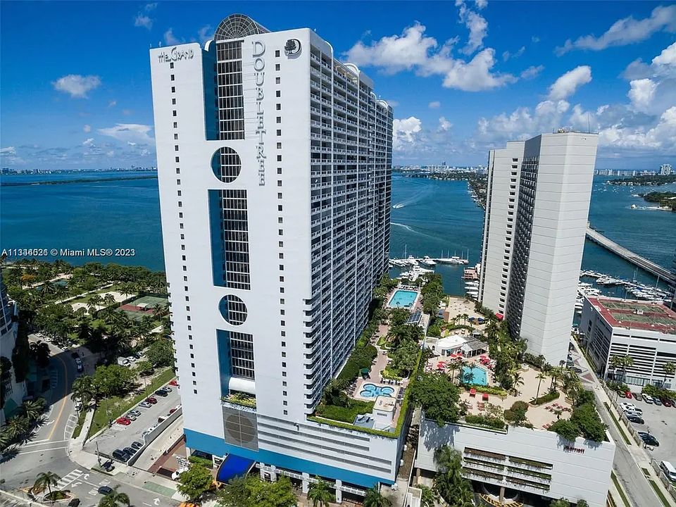 1st image of 1717 N Bayshore Dr Unit 295