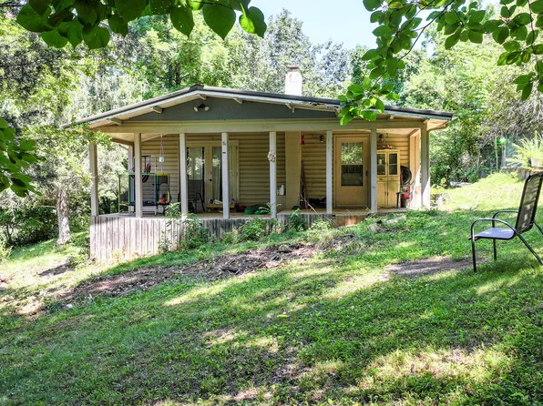 111 Elvin Shirley Rd, Johnson City, TN 37601