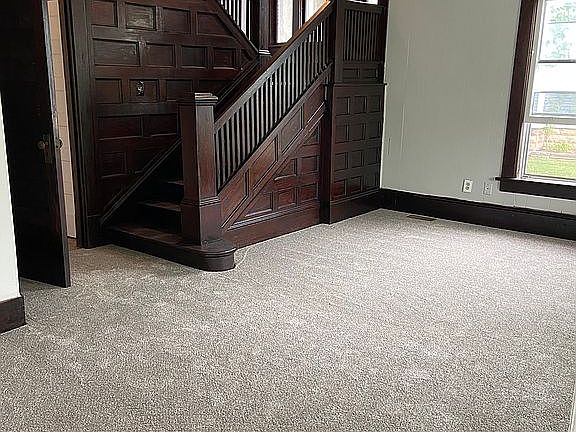 5th image of 225 Wooster St