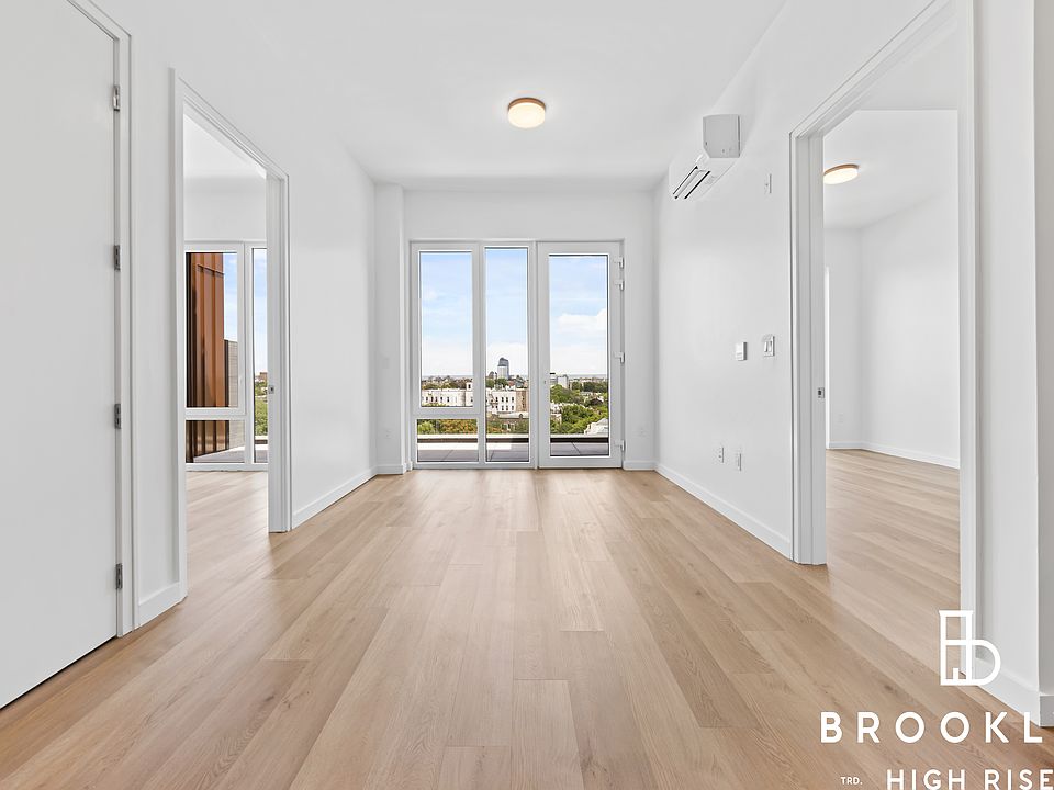 1st image of 50 E 10th St #703