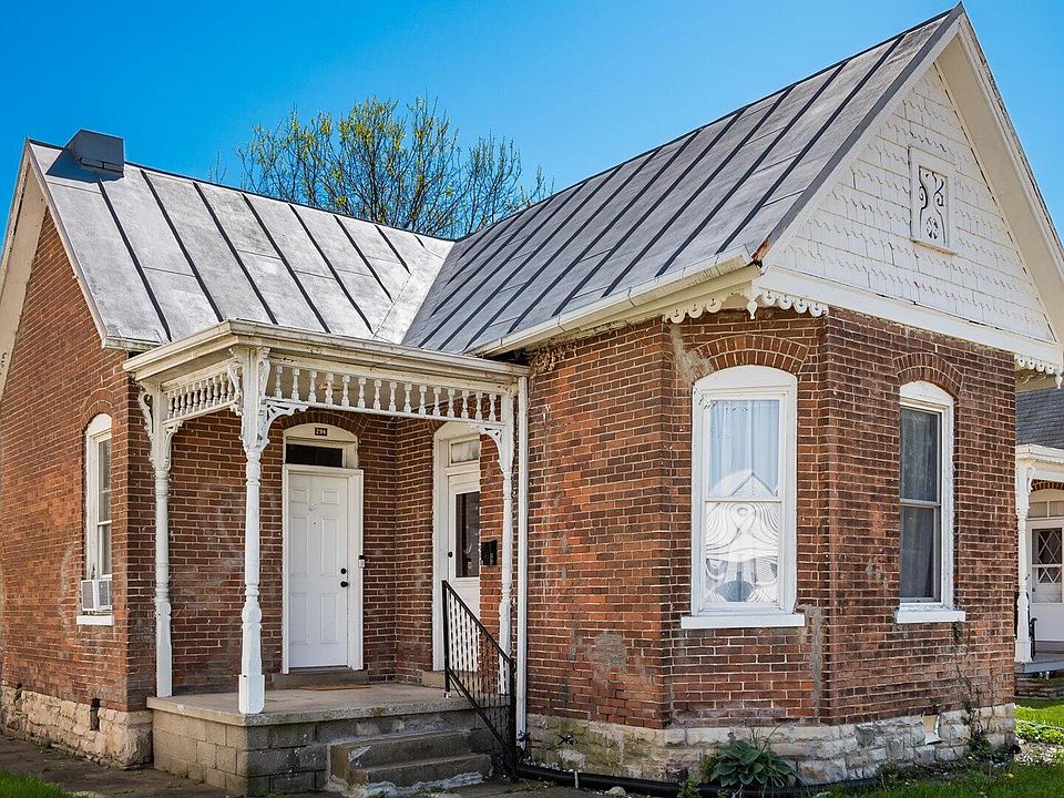 1st image of 294 Clay St