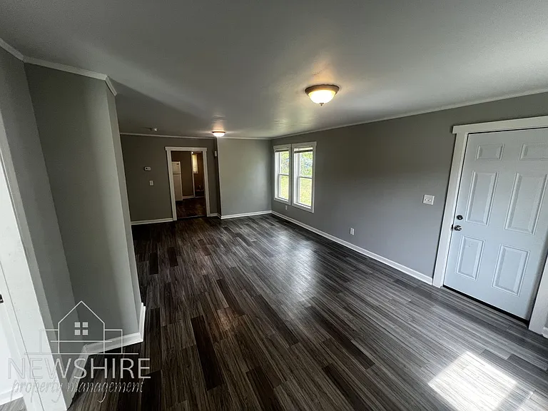 1576 Farley Avenue Ext — Photo 3