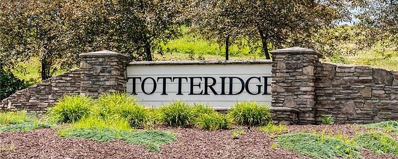 2nd image of 1017 Ashfield Way Lot 229