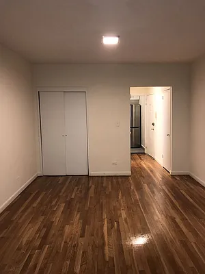 Rented by Sky Management | media 12