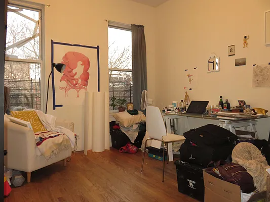 Rented by Rennit Inc. | media 4