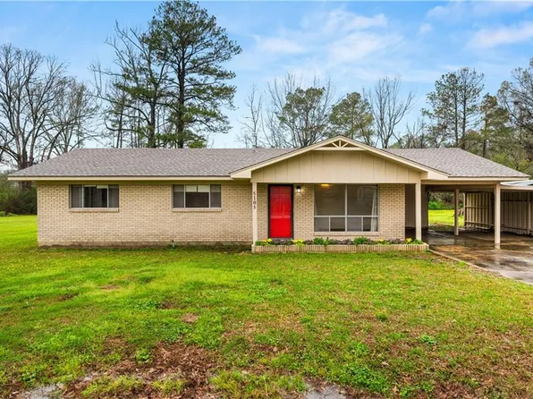 5105 Samantha Dr, Pineville, LA 71405