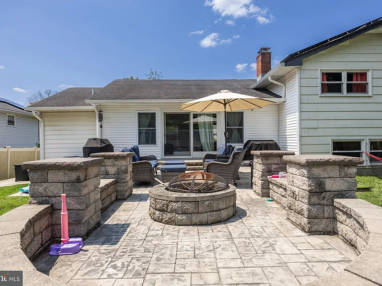 1022 Haral Pl — Photo 32