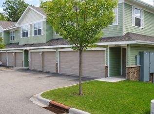 Hidden Ponds Apartments, Saint Paul, MN 55124