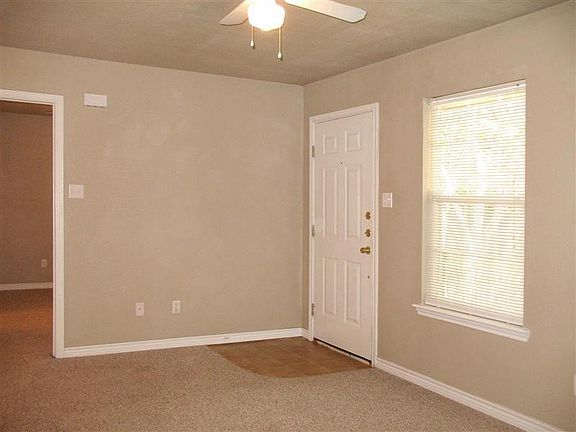 4th image of 2575 W Denman St APT C