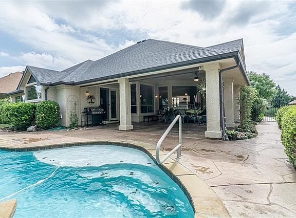 4th image of this home
