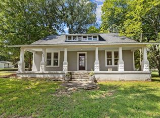 217 Bridge Rd, Killen, AL 35645