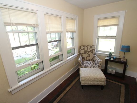 2nd image of 1519 Murray Ave
