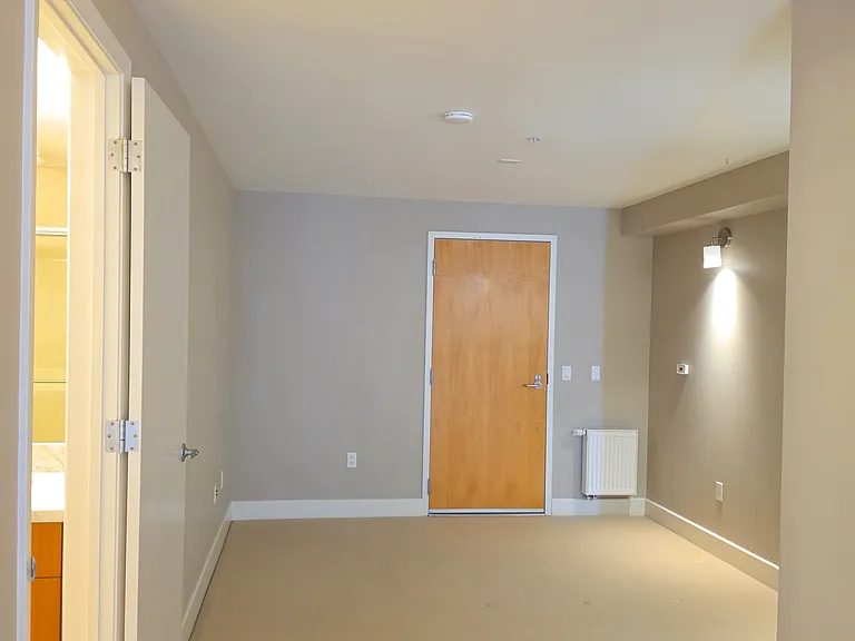 993 Tennessee St #10 — Photo 4