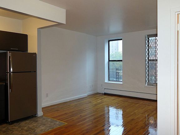 5th image of 1755 Madison Ave APT 4A