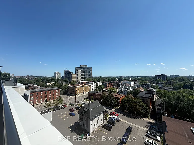 560 Rideau St #423 — Photo 30