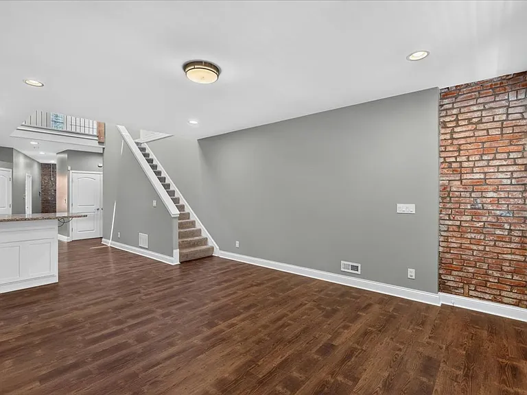 3409 Utah St — Photo 7