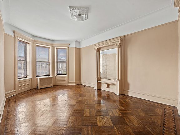3rd image of 535 61st St