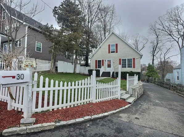 30 Nichols Avenue, Stamford, CT 06905