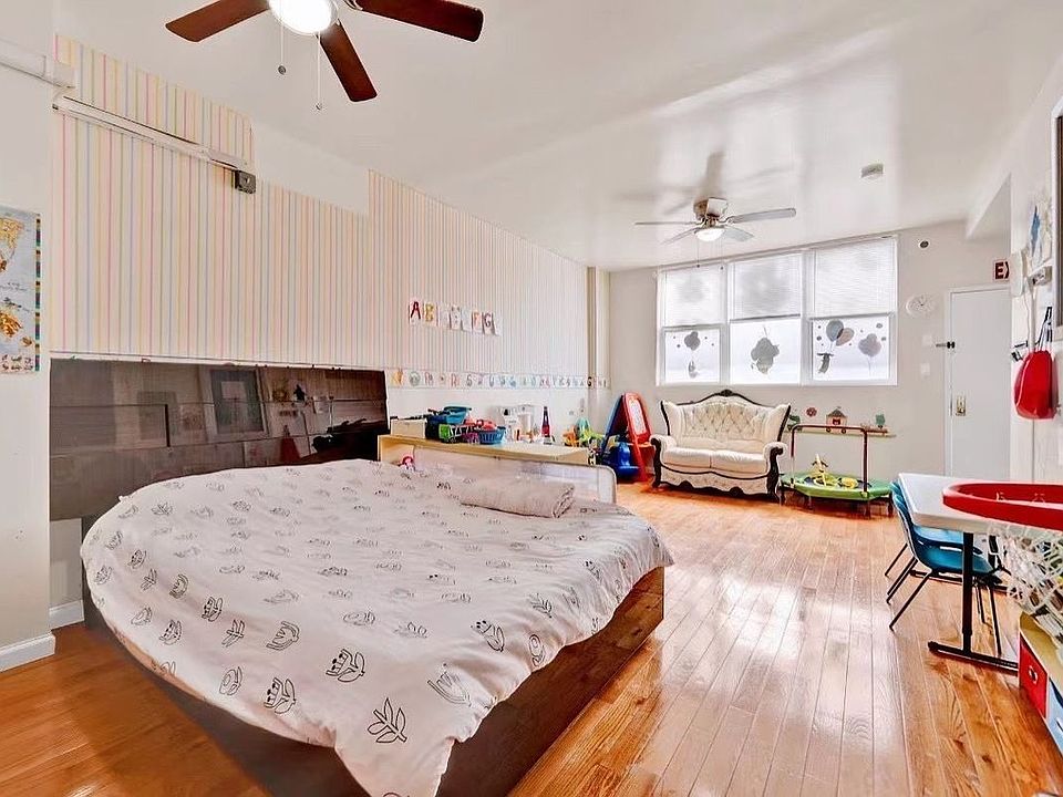 1st image of 6726 13th Ave Floor 1
