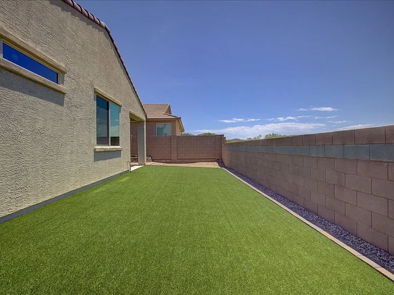 14266 E Hub Dr — Photo 30