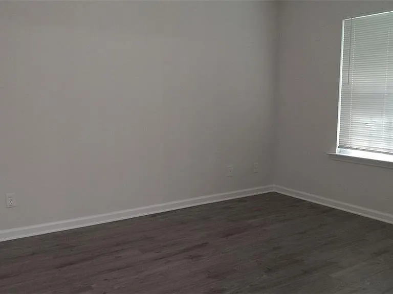 755 Crestwell Cir SW — Photo 29