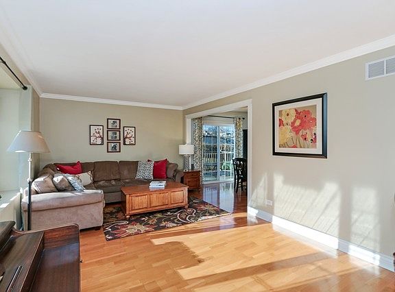 4th image of 510 Valley Park Dr