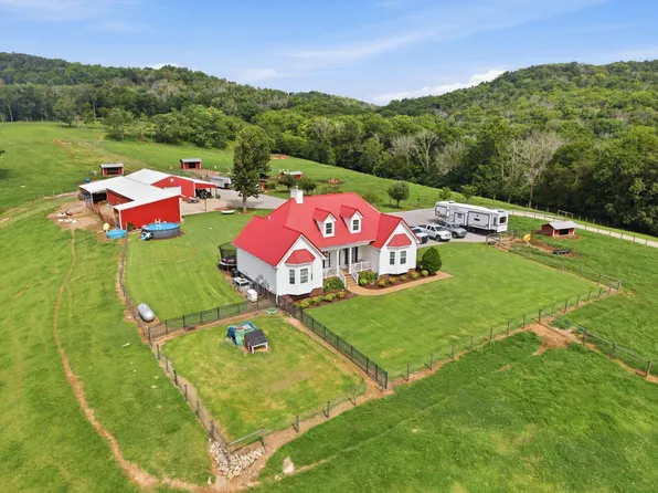 7595 Nolensville Rd, Nolensville, TN 37135
