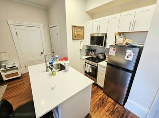2 Joy St APT 1, Boston, MA 02108