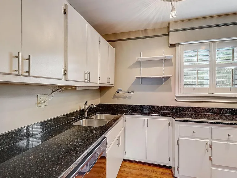 3314 Long Blvd #C7 — Photo 6
