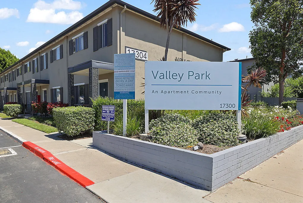 Valley Park — Photo 2