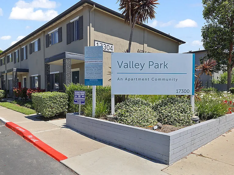 Valley Park — Photo 38
