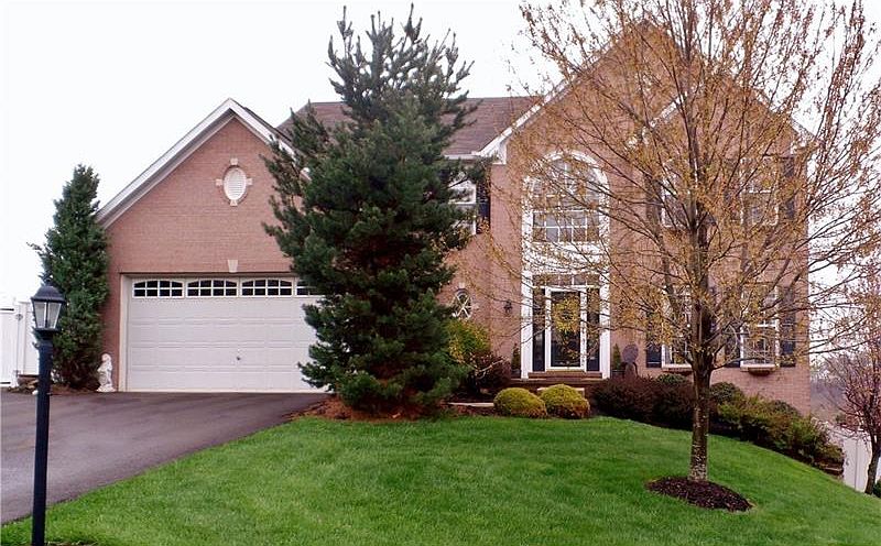 1st image of 187 Darlene Dr