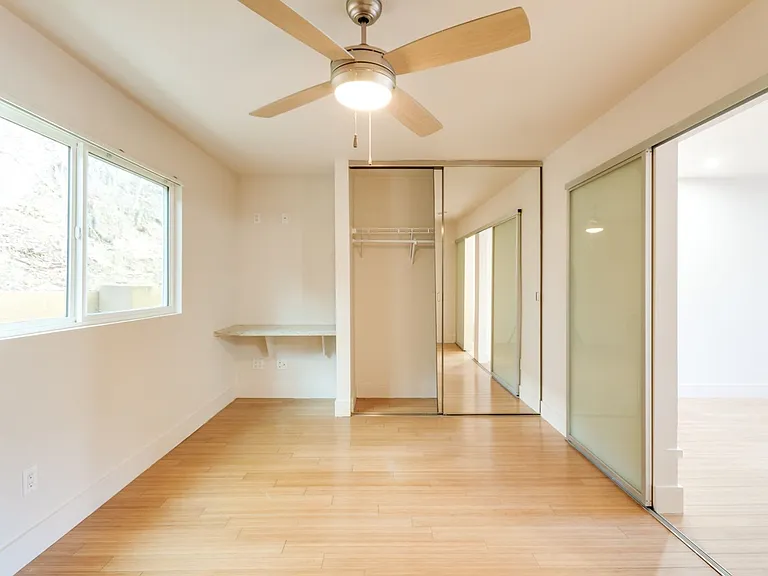 Canyonwood Apartments — Photo 4