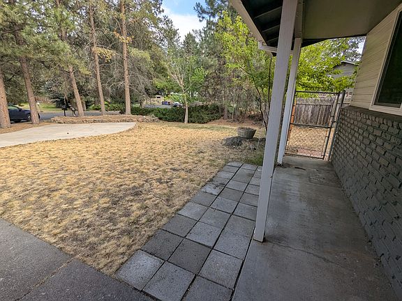 5th image of 60865 Jasmine Pl